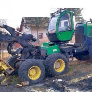 foto 18t harvestor JD 1270E 6W (2021 silnik) JohnDeere